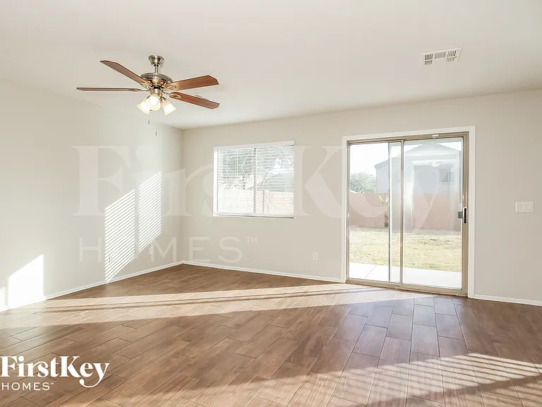 23407 W Pima St — Photo 3