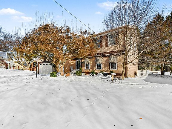4th image of 2260 Elmridge Dr NW