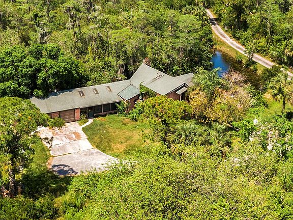 2nd image of 1835 Cypress Lake Drive