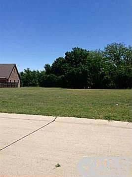 1st image of 6901 Westmont Dr