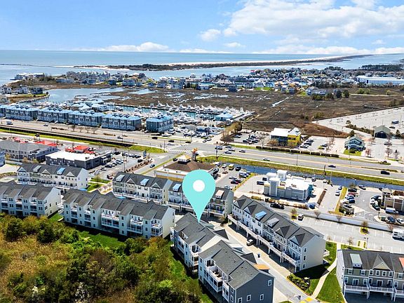 5th image of 12907 Sand Bar Ln Unit 3