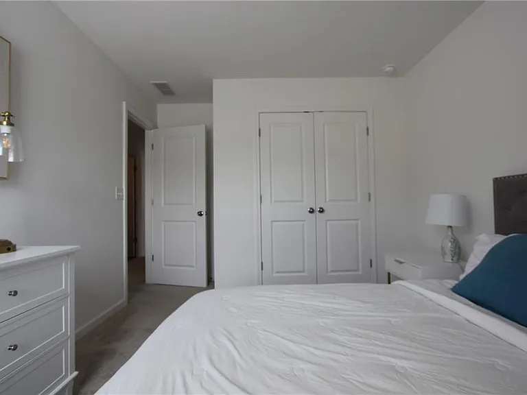 8317 Hunters Grove Rd — Photo 24