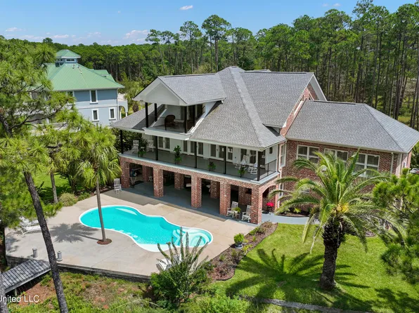 6213 Ascot Dr, Biloxi, MS 39532