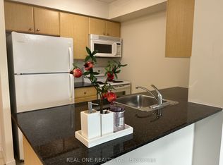 31 Bales Ave #1607, Toronto, ON M2N 7L6