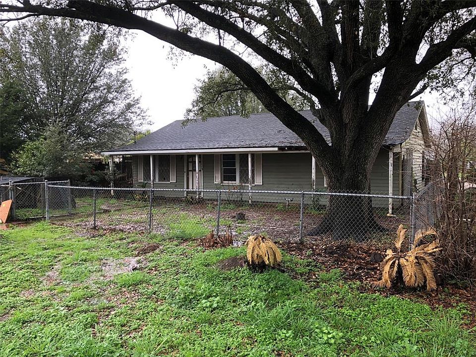 1st image of 1113 Avenue I