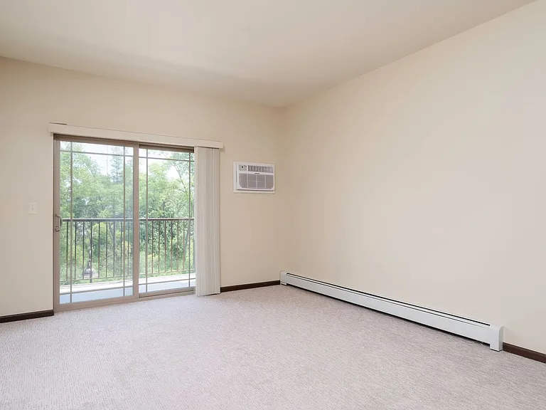 Arden Flats — Photo 17