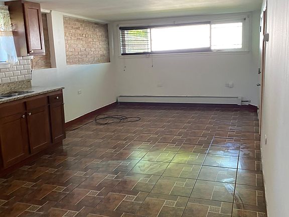 5th image of 2160 N Moody Ave #Basement