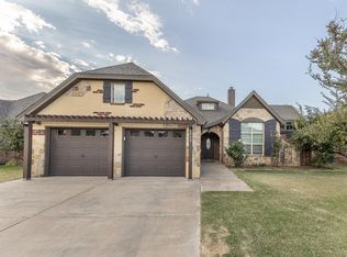 6909 72nd St, Lubbock, TX 79424