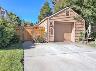 2404 Seamist Dr, Sacramento, CA 95833