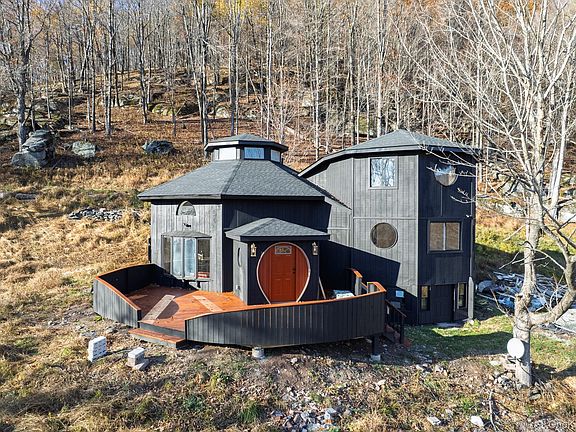 2nd image of 15 Deans Road