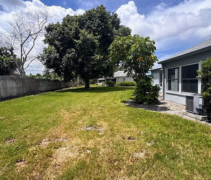 8356 Candlewood Rd — Photo 13