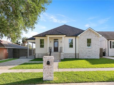 400 Mink Dr, Arabi, LA, 70032