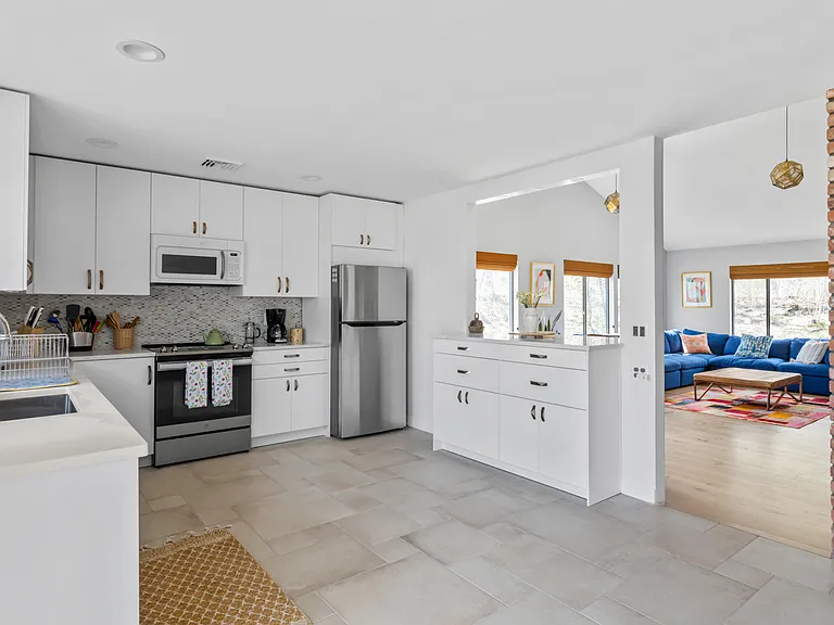 19 Dogwood St — Photo 11