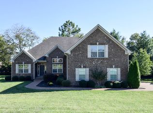 250 Grandview Cir, Gallatin, TN 37066