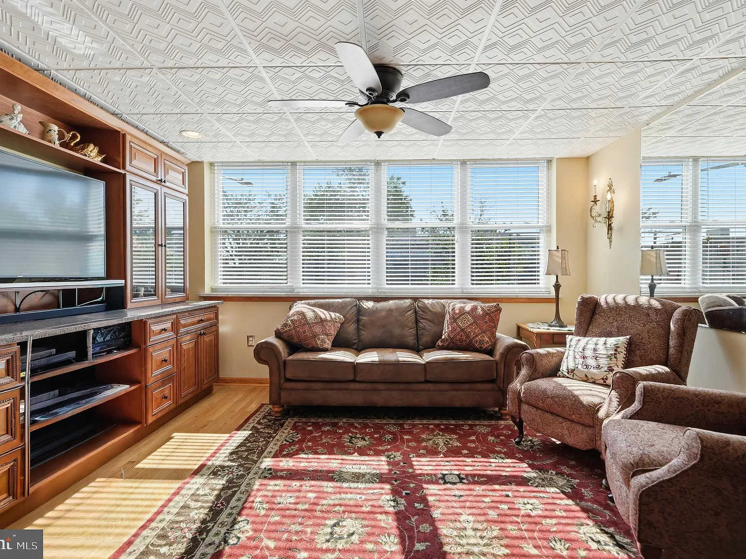 1 bed, 2770 sqft, $1,550 — Photo 4