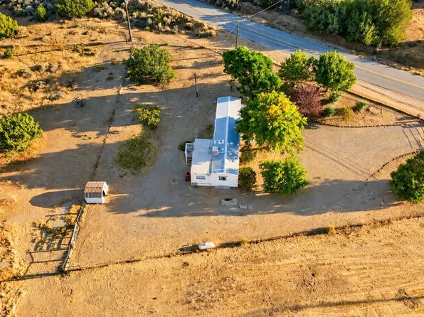 11132 Caliente Creek Rd, Caliente, CA 93518
