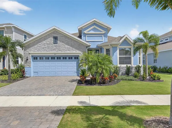 977 Signet Dr, Apollo Beach, FL 33572