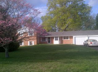 11304 Valley Rd, Oakton, VA 22124