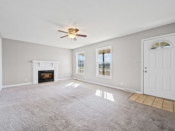 5th image of 2701 Lancashire Ct