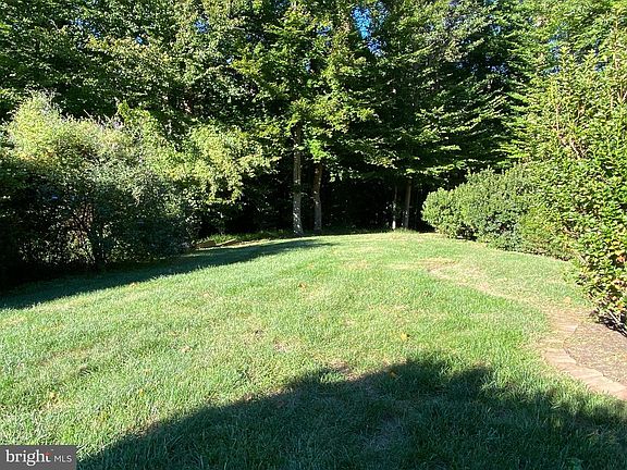 4th image of 6502 Sunny Hill Ct