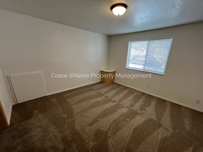 845 N Siony Ln — Photo 12