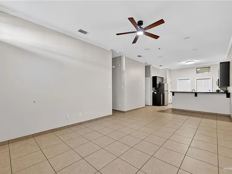 3217 W Sprague St #28 — Photo 2