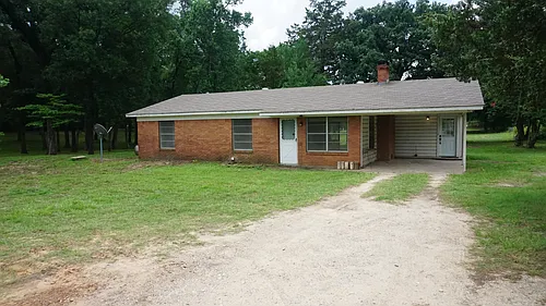 852 Hoyt Rd Photo 1