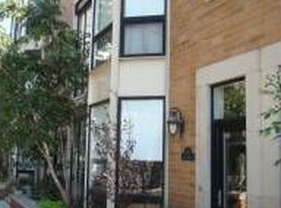671 W Wayman St #35, Chicago, IL