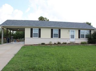 36 Clarence Dr, Wright City, MO 63390