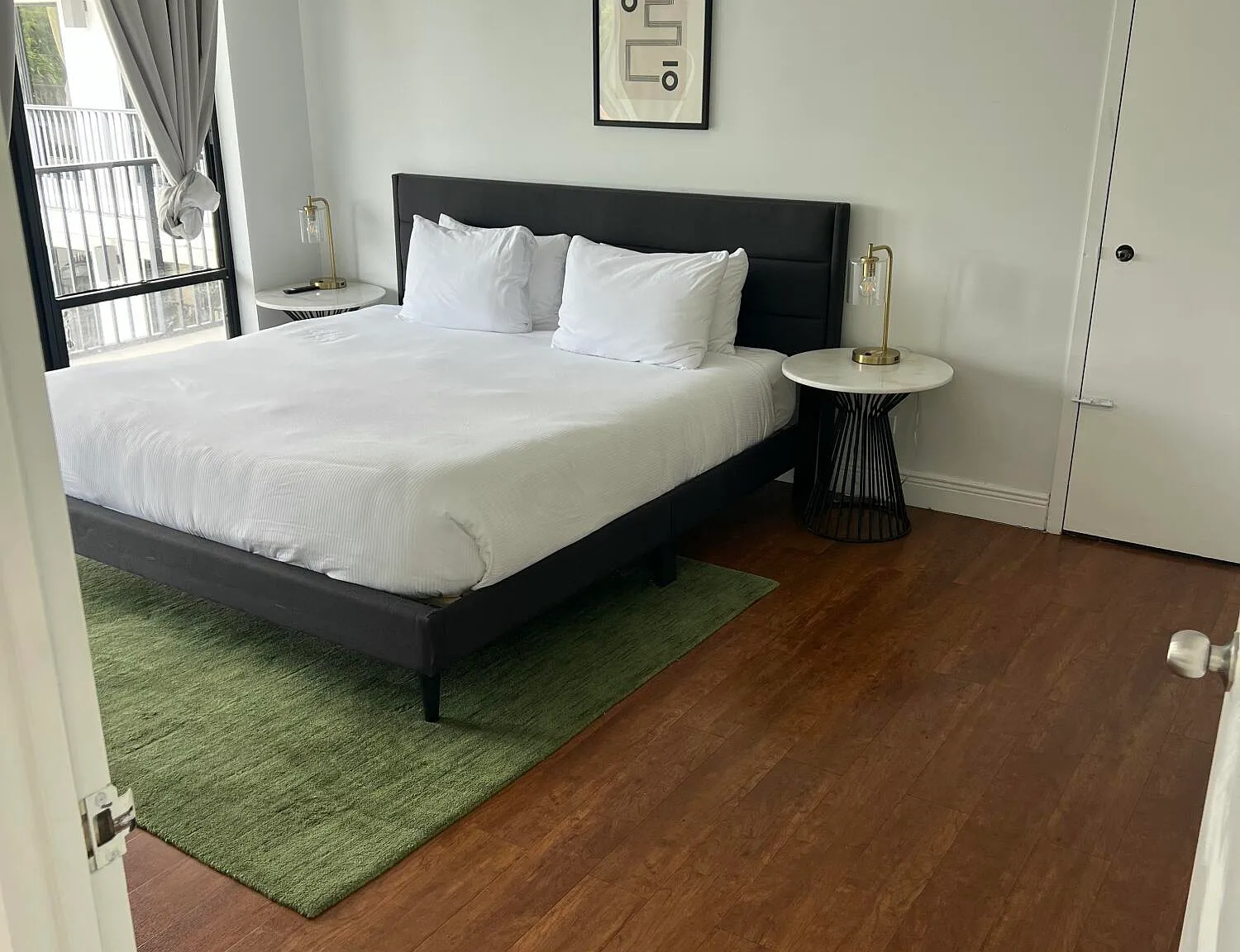 2 bed, 1.0 bath, 15382 sqft, $2,795 — Photo 1