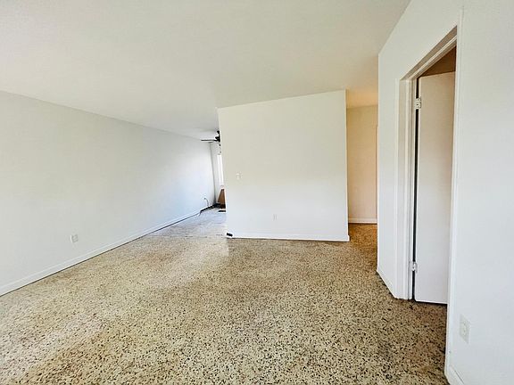 5th image of 1957 Normandy Dr #3