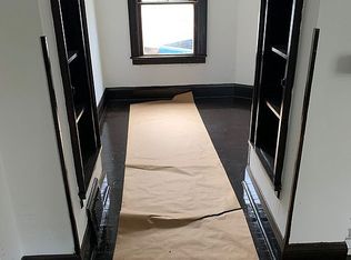 462 Cleveland Rd, Cleveland, OH 44108