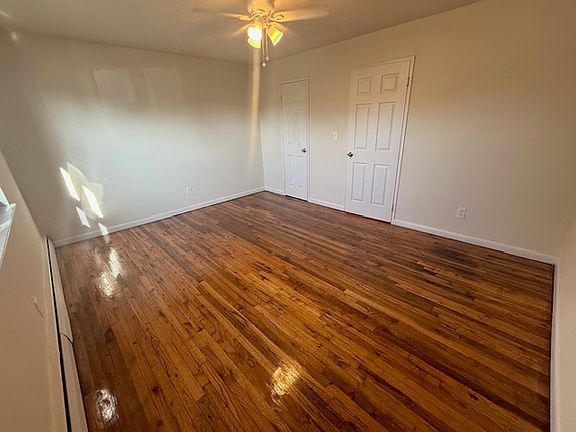 3rd image of 159 Nassau Ave #1E