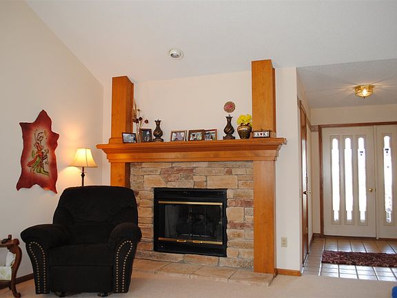 4th image of 7218 Bent Willow Dr