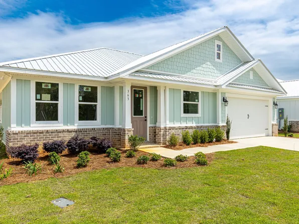 363 Bear Creek Blvd, Freeport, FL 32439