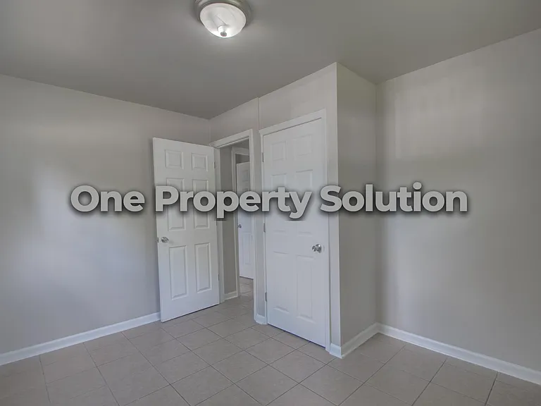 5001 Carolina St — Photo 10