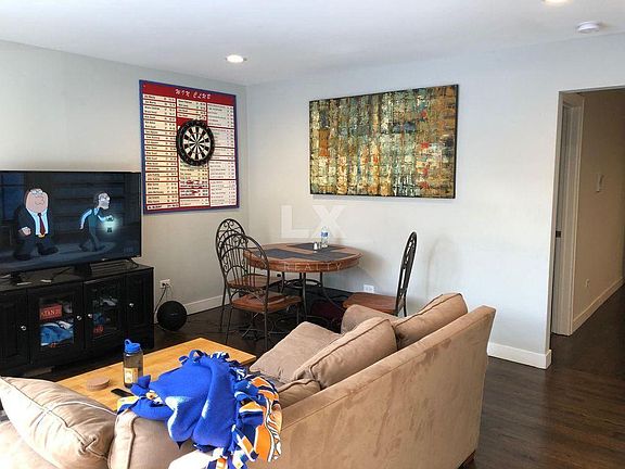 3rd image of 1352 N Cleveland Ave #3D