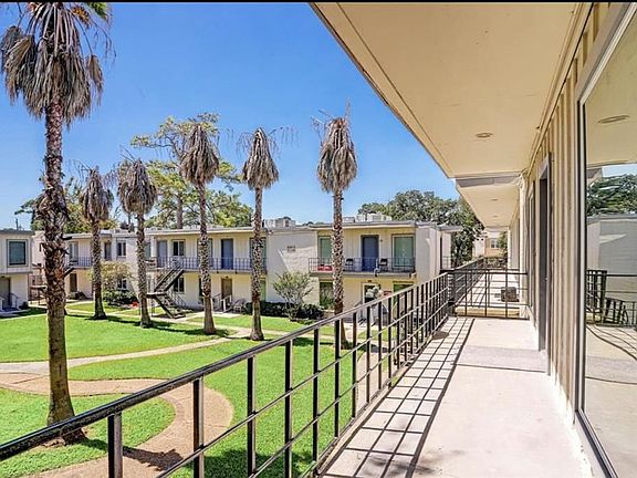 2nd image of 1701 Johanna Dr #21