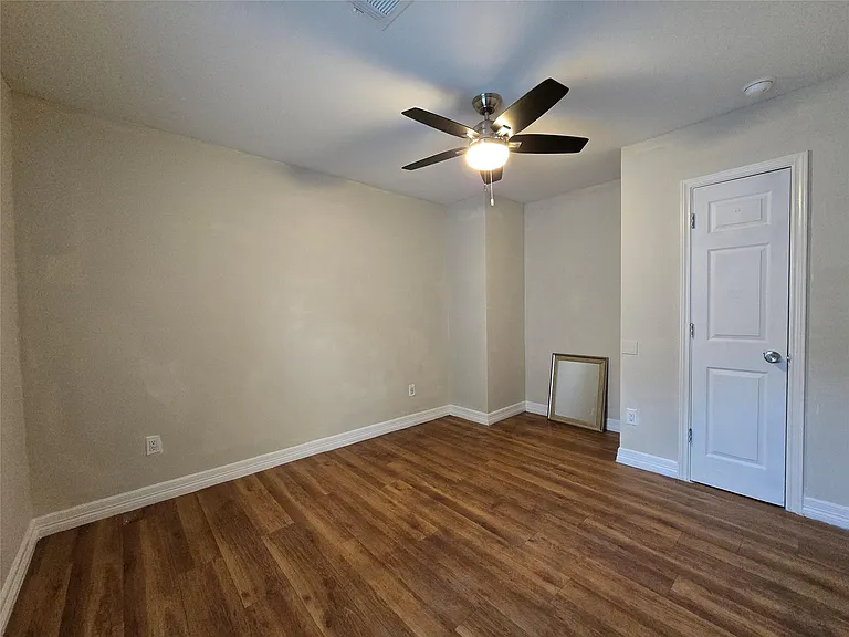 19736 Dunbar Ave — Photo 11