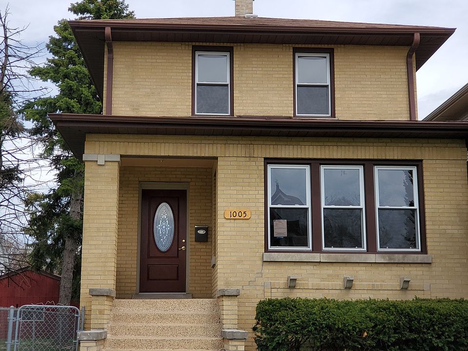 1st image of 1005 Broadway Ave