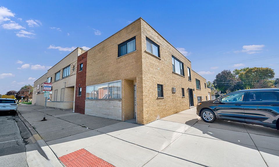 1st image of 6646 26th St #2R