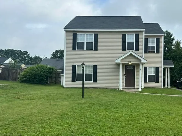 4608 Honeysuckle Lane, Rocky Mount, NC 27804