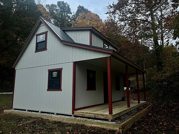 3rd image of 23875 Goose Creek Rd