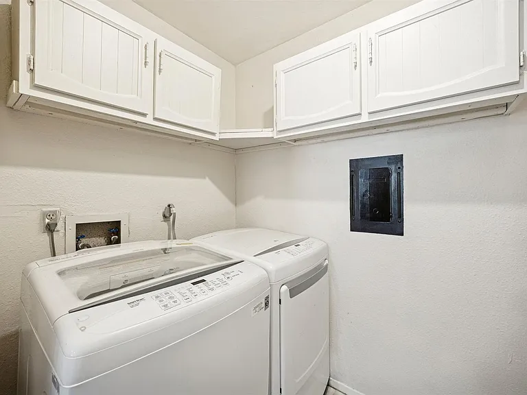 4814 Misty Slope Ln — Photo 15