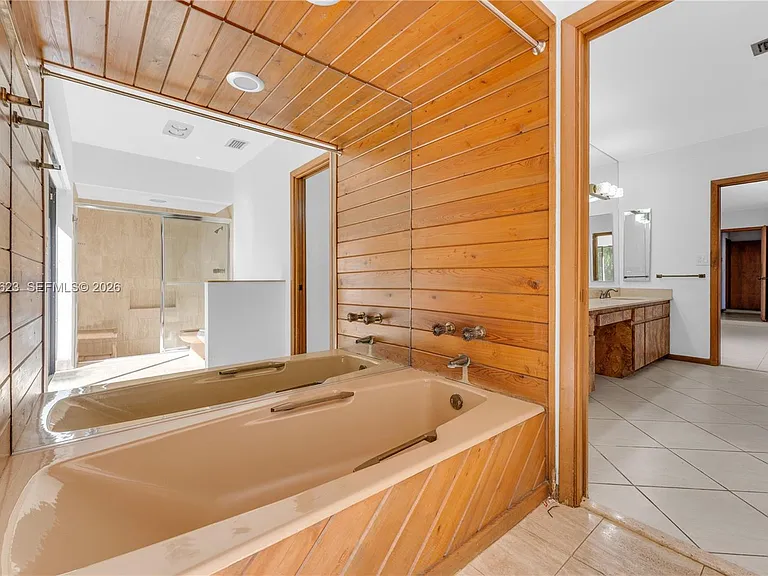 15305 SW 74th Ct — Photo 38