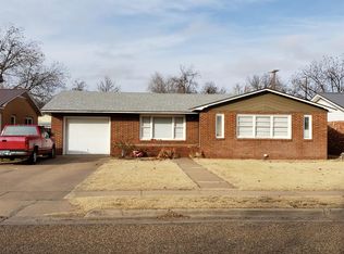 2204 37th St, Lubbock, TX 79412