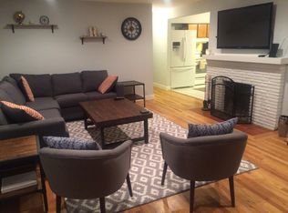 10014 40th Ave SW, Seattle, WA 98146