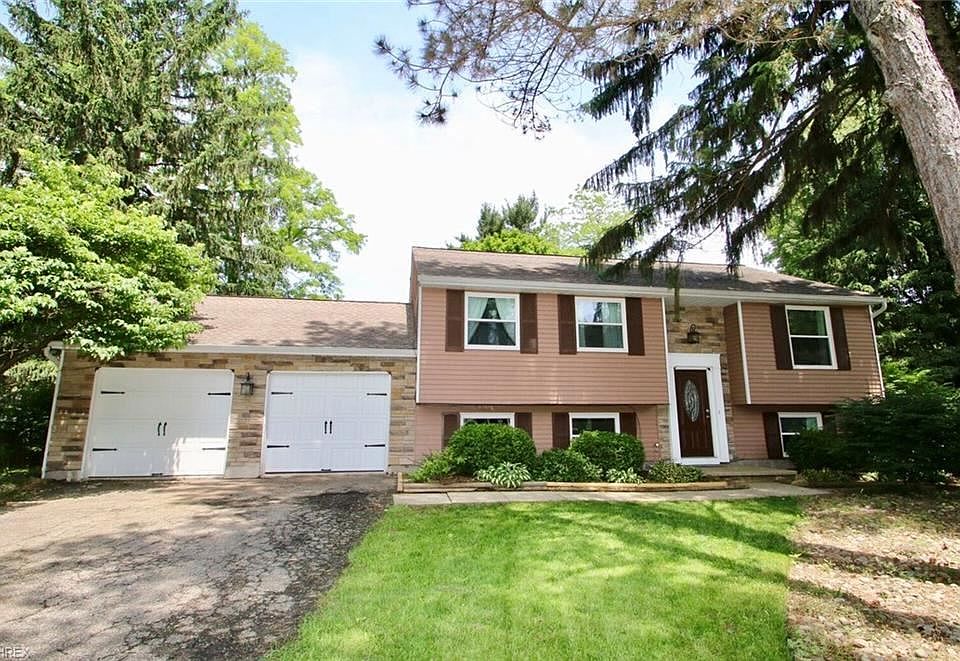 1st image of 1589 Westchester Ct