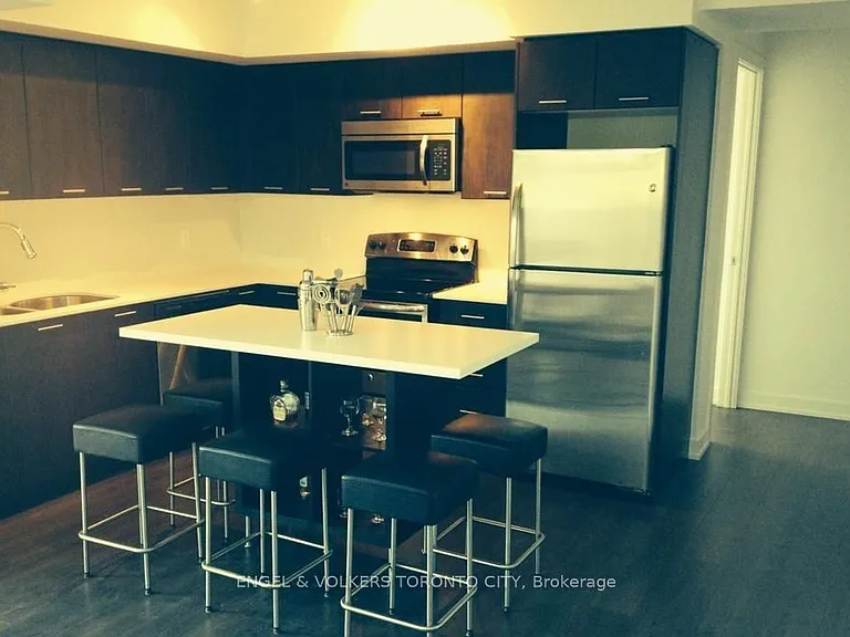 2220 Lake Shore Blvd W #302 — Photo 14