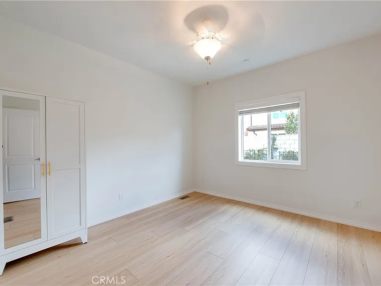 7317 Kelvin Ave — Photo 7